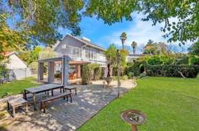 Spacious&Cozy entertainment home